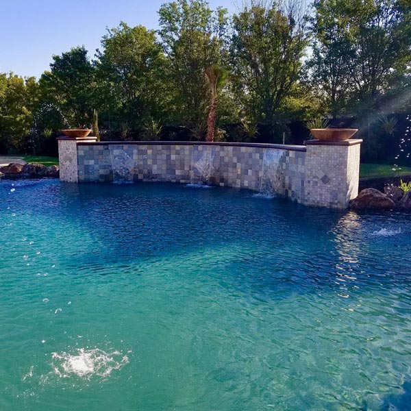 pool water feature